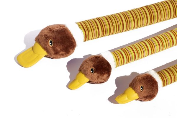 GiGwi Crunchy Neck Plush Duck - Image 3